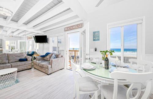 Mission Beach Casa | Stunning Ocean Views - Recently Renovated Home & Warm Sunsets