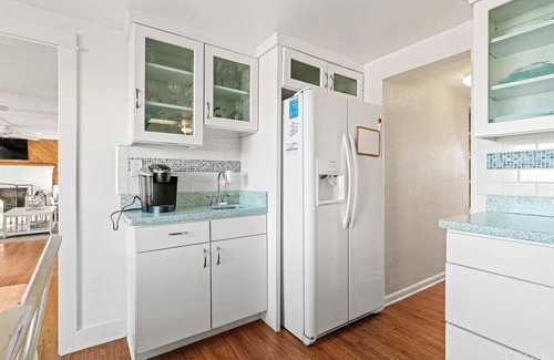 Kitty Hawk Cabaña | Stunning Ocean Views - Hot Tub - Cottage with Character - 5 Stars!
