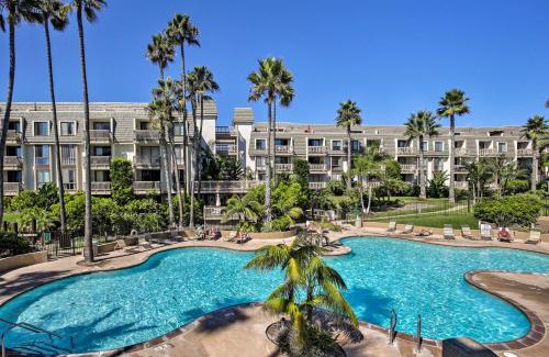 Townsite Apartamento | Stunning Oceanside Condo Walk to the Beach!