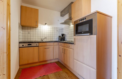 Goldegg Apartamento | Stunning panorama, space, tranquillity and a swimming pool