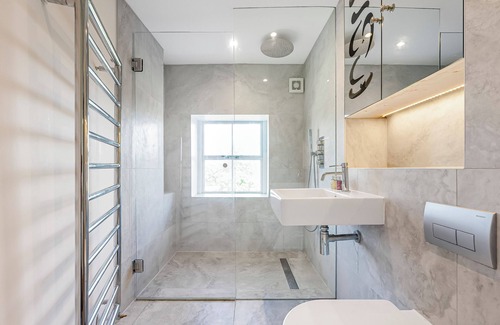 Hertingfordbury Cama Y Desayuno | Stunning period townhouse in the heart of Hertford close to London