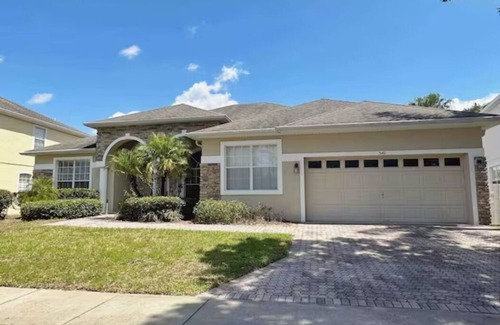 Highlands Reserve Casa | Stunning Pool 5BR&4BT w/Golf Course 15’to Disney W