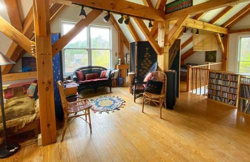 Shaftsbury Casa | Impresionante Post / Beam Art Studio / House