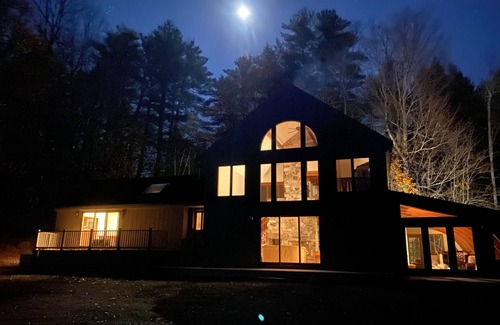 Manchester Casa | Stunning private Maine lakefront home with hot tub.
