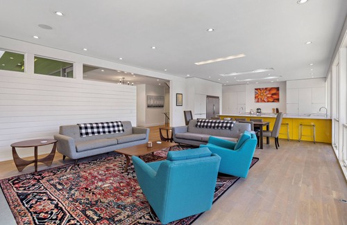 Fairview Casa | Impresionante retiro privado moderno