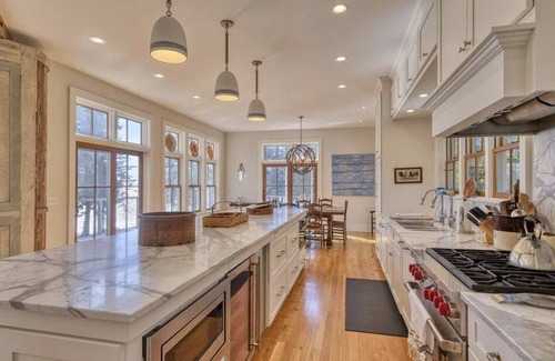 Stonington Casa | Stunning private oceanfront home