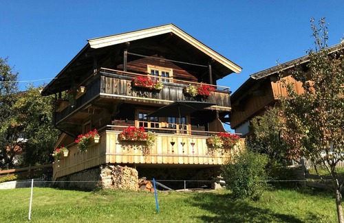 Muhlthal Casa | Estupenda casa de vacaciones privada para 2 personas con WIFI, TV, patio y aparcamiento
