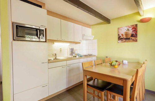 Koksijde Casa | Preciosa casa de vacaciones privada para 6 personas con piscina, WIFI, TV, terraza y aparcamiento