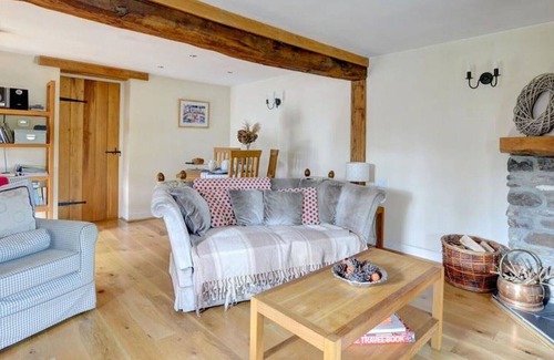 Pumpsaint Casa | Casa de vacaciones privada con WIFI, TV, patio, mascotas permitida, vista panorámica, aparcamiento