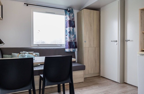 De Veenhoop Casa | Estupenda casa de vacaciones privada con WIFI, TV, terraza, mascotas permitida y aparcamiento