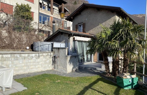 Lugano Casa | Estupenda casa de vacaciones privada con WIFI, TV, patio, vista panorámica y aparcamiento