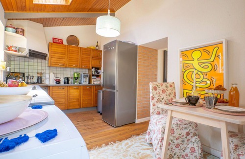 Porspoder Casa | Preciosa casa de vacaciones privada con TV, terraza, mascotas permitida y aparcamiento