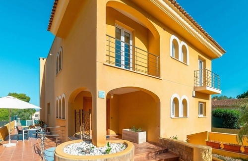 Urbanizacion Mont Ferrutx Villa | Casa de vacaciones privada con A/C, piscina privada, bañera de hidromasaje, WIFI, TV, patio