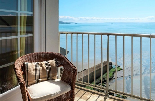 Morgat Casa | Maravillosa casa de vacaciones privada con terraza, mascotas permitida y aparcamiento