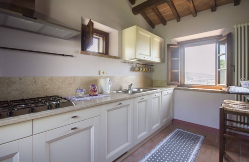 Camucia Villa | Casa de vacaciones privada con WIFI, A/C, piscina privada, TV, terraza, vista panorámica