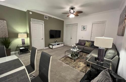 Reunion Apartamento | Stunning resort condo, 3 BR/2 ba, pets OK