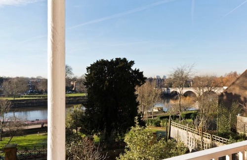 Richmond-upon-Thames Apartamento | Stunning Richmond Riverside Apartment, 2 Beds Tw10
