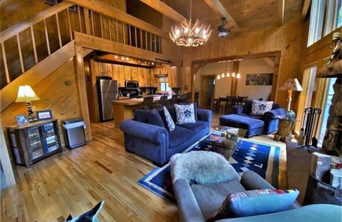 Durango - Purgatory Cabina | Impresionante cabaña junto al río con bañera de hidromasaje privada, amplio patio, cocina completa, parrilla