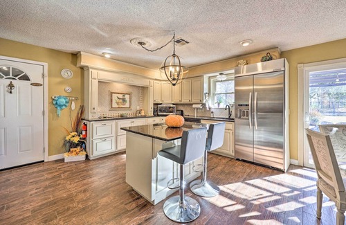 Rogers Villa | Stunning Rogers Villa w/ Pond ~ 7 Mi to Lake