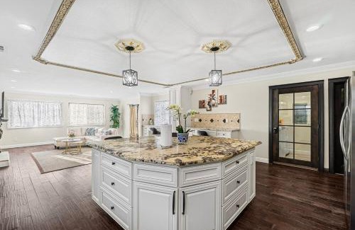 San Jose Casa | Stunning Roman Design 7Bed5Bath in Heart San Jose