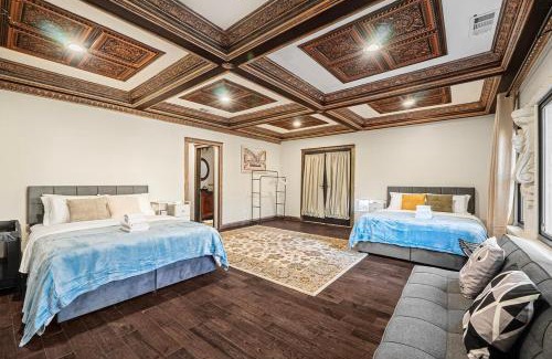 San Jose Casa | Stunning Roman Design 7Bed5Bath in Heart San Jose