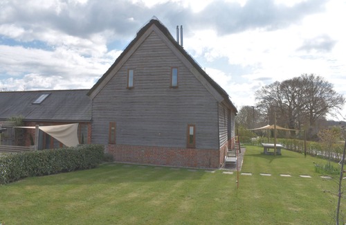 Halstead Casa | Stunning Rural Barn Conversion with Hot tub & pool table