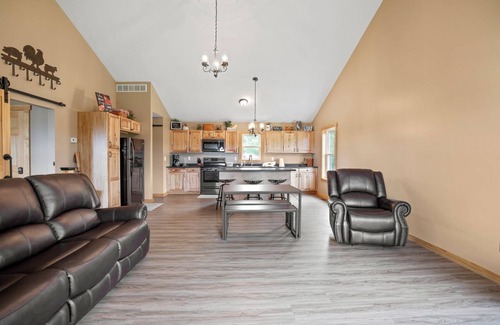 McArthur Casa | Stunning Scenic Hilltop Views