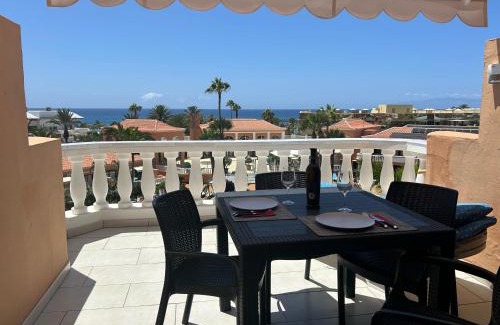 Arona Apartamento | Stunning sea view Tenerife Royal Gardens Resort!