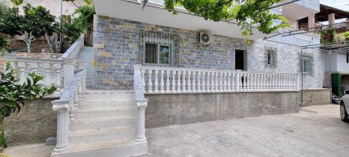 Qafe e Gjashtes Apartamento | Stunning Sea View Apartments Sarande