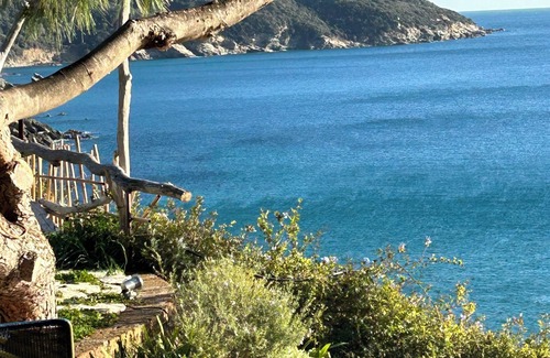Monte Argentario Villa | Impresionante villa frente al mar con acceso privado al mar