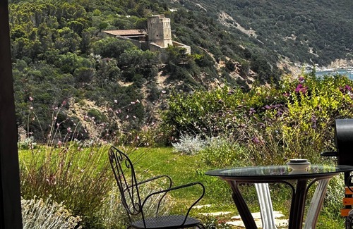 Monte Argentario Villa | Impresionante villa frente al mar con acceso privado al mar