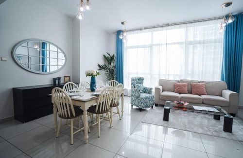 Dubai Apartamento | Stunning Skyline Views On 51st Floor