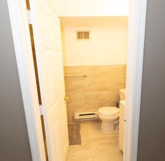 The Heights Apartamento | Stunning & Spacious 4-Bed Apt - Close to NYC