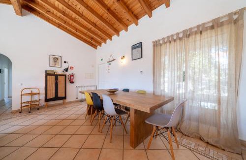 Aljezur Villa | Stunning Spacious Family Villa in the Algarve