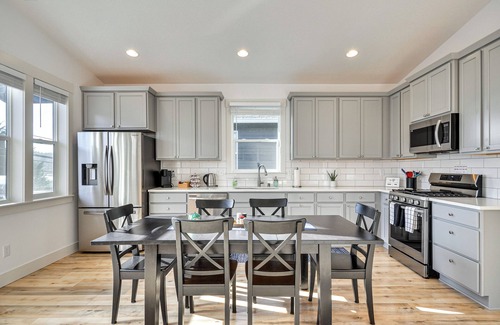 Stevenson Casa | Stunning Stevenson Retreat w/ Mountain Views!