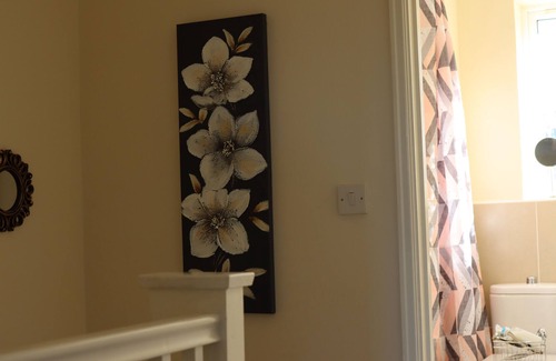 Ipswich Casa | Stunning three-bed house with parking++