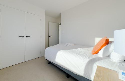 Forrest Hill Villa | Stunning Three bedroom Unit in Forrest Hill