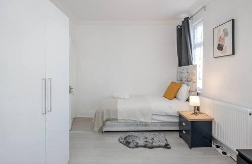 Tilbury Apartamento | Stunning Top 2 Bed Flat Tilbury Central Location