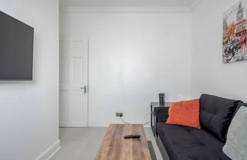 Tilbury Apartamento | Stunning Top 2 Bed Flat Tilbury Central Location