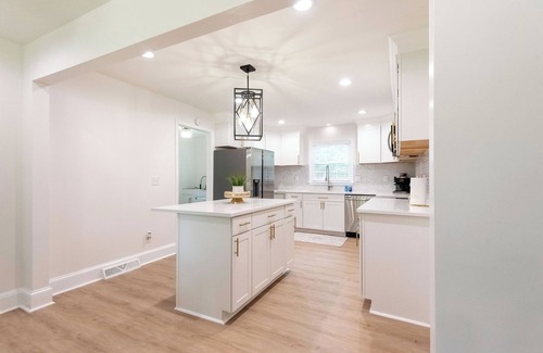 Mint Hill Casa | Stunning Updated 3BR 2BA Mint Hill retreat near all that Charlotte has to offer!