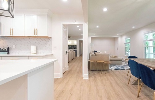 Mint Hill Casa | Stunning Updated 3BR 2BA Mint Hill retreat near all that Charlotte has to offer!