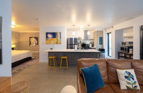 Biddleville Apartamento | Stunning Uptown Luxury Apartment