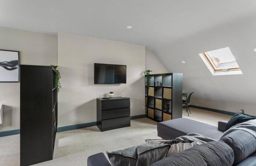 Coventry Apartamento | Stunning Very Large Studio in Coventry