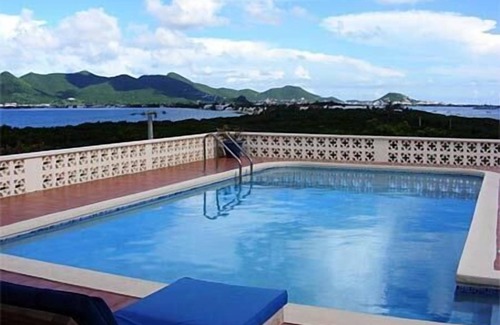 Nettle Bay Villa | Impresionante vista del océano y la laguna desde la piscina, 3 minutos a pie de Baie Rouge, cabaña