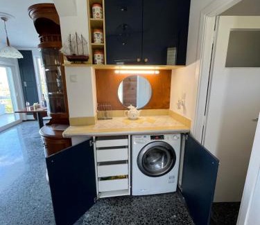 Saronida Apartamento | Stunning View Seaside 1-Bed Apartment in Saronida