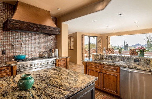 Carefree Casa | Stunning Views and Pickleball, Tennis and Putting Greens by The Boulders!