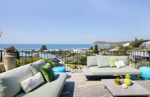 Copacabana Casa | Stunning views, heated plunge pool and walking distance to beach