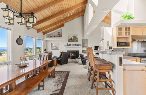 Sea Ranch Casa | Stunning views near beaches and bluff