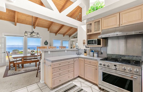 Sea Ranch Casa | Stunning views near beaches and bluff