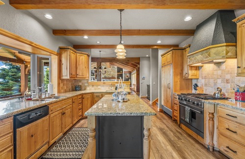 McCall Cabina | Stunning views of Payette Lake and Surrounding Mountains